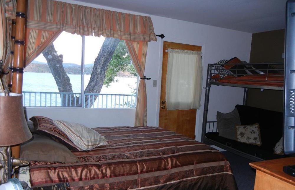 Blue Fish Cove Resort Clearlake Oaks Exterior photo